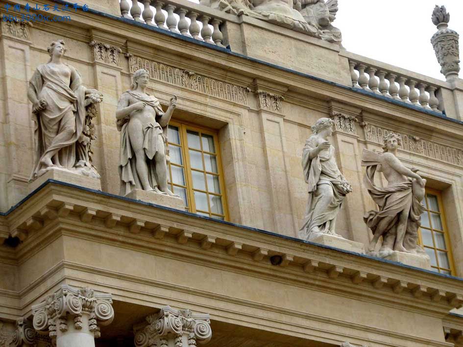 法國梵爾賽宮建築物石像-B08.jpg