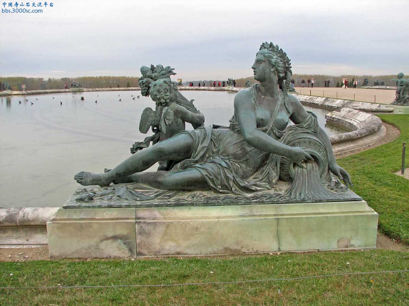 法國梵爾賽宮花園雕像-A4.jpg