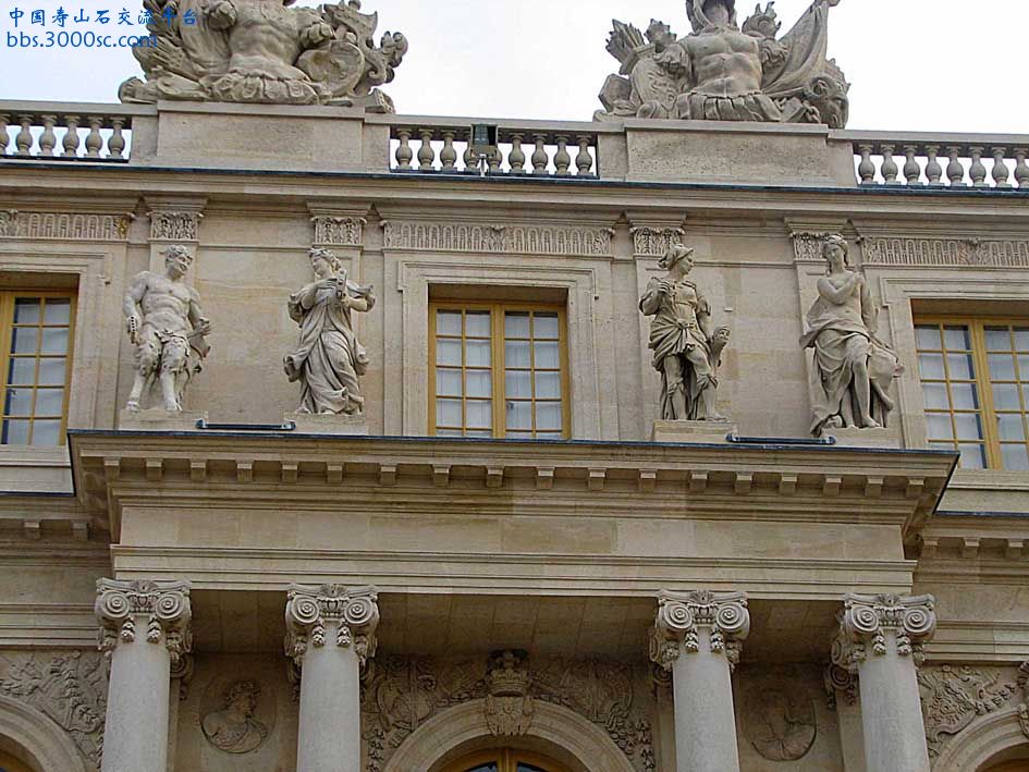 法國梵爾賽宮建築物石像-B07.jpg